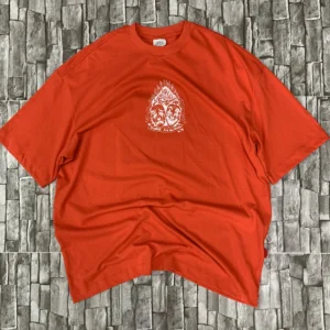 Camiseta Oversized Malhão “Clown” Trip Side
