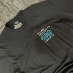 Camiseta Street Básica “gnomos” Chronic