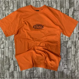 Camiseta Street Básica “Old School” Chronic