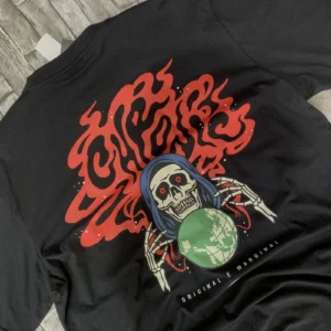 Camiseta Street Básica “esqueleto” Chronic