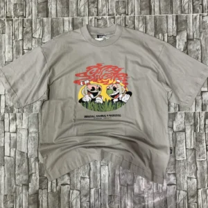 Camiseta Street Básica “CupHead” Chronic