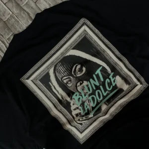 Camiseta Oversized Premium “La Dolce Villa Work of Art” Blunt