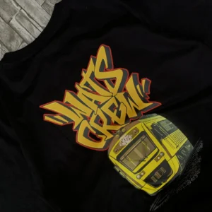 Camiseta Street básica “Graffiti” Wats